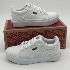 Vans Missy Seldan Sneaker SIZE 1Girls White/Black Skateboard Casual Shoe NIB